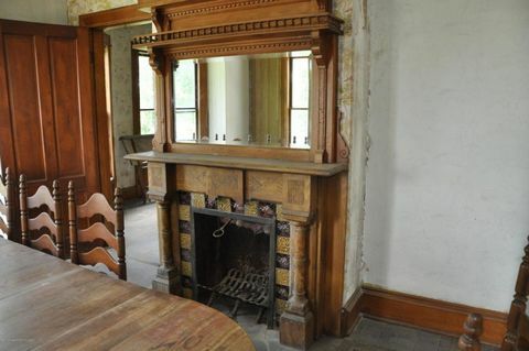 Pensilvania Fixer superior comedor chimenea