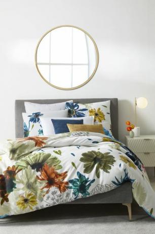 Sateen Collage edredón floral, West Elm