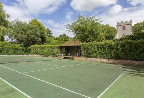 La antigua casa de campo de Michael Caine está a la venta en Oxfordshire