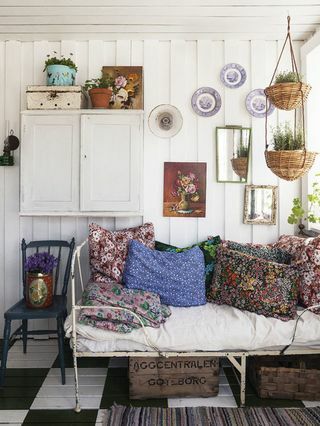 Por Carina Olander tomada de Shed Décor por Sally Coulthard (Jacqui Small LLP).