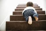 Ideas a prueba de niños para escaleras incómodas