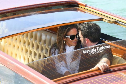 Jennifer Lopez y Ben Affleck en el Festival de Cine de Venecia el 9 de septiembre.