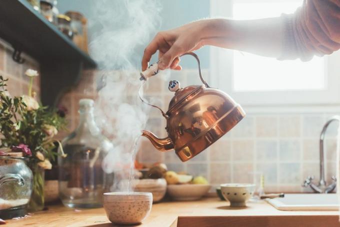 14 formas sencillas de ahorrar energía mientras trabajas desde casa