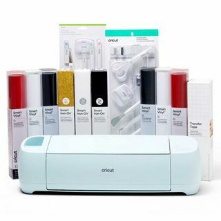 Cricut Explore™ 3 + paquete de materiales esenciales