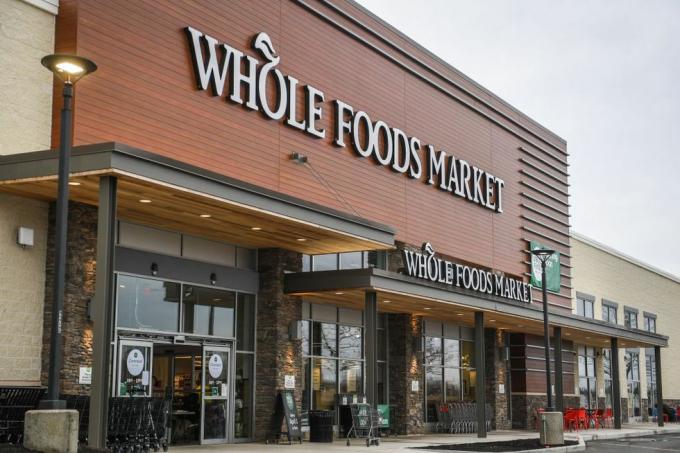 exterior de la tienda de alimentos integrales en commack, nueva york