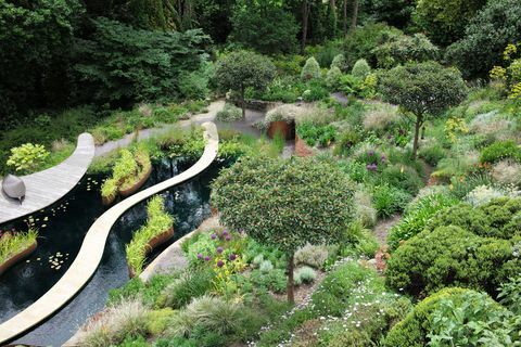 Premio de la Sociedad de Diseñadores de Jardines - Ian Kitson FSGD - Ganador del Premio Hardscape - Premios SGD 2017