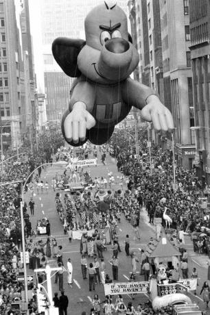 Globo de los desvalidos en el desfile de macys de 1973