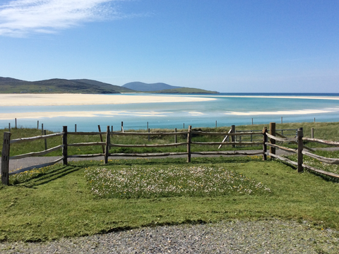 La cabaña está a la venta en la remota isla escocesa de la isla de Harris.