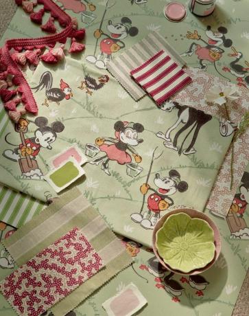 disney home x sanderson mickey minnie en la terraza de la granja