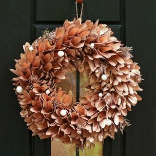 Corona de puerta otoñal de lujo de cobre especiado