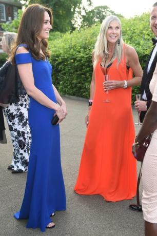 kate middleton vestido azul mouret de roland