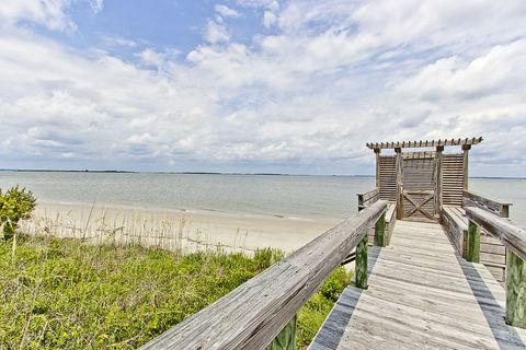 Sandra Bullock's beach house en venta en Georgia - sandra-bullock-georgia-beach-house - Tybee Vacation Rentals