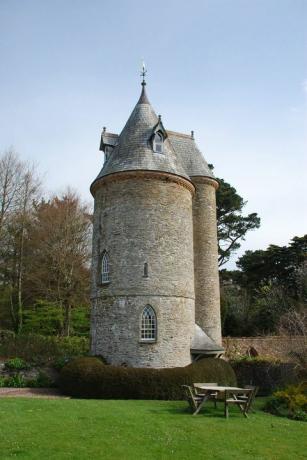 La torre del agua, retrato exterior - © National Trust Images, Mike Henton