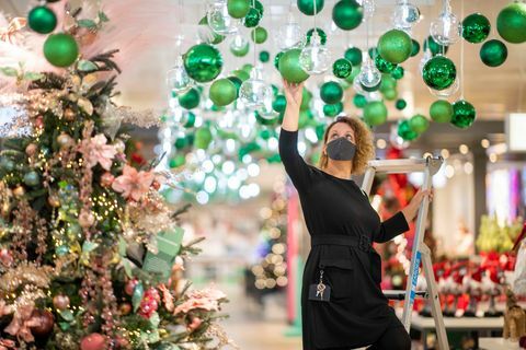 John Lewis Oxford Street pic muestra este año john lewis Christmas Shop está preparando para abrir el viernes 25 de septiembre 20