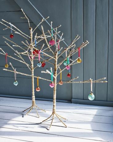 Árbol de Navidad de Hilo Metálico Blanco y Dorado Grande