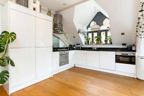 Apartamento moderno en una antigua capilla está a la venta en East Dulwich, Londres