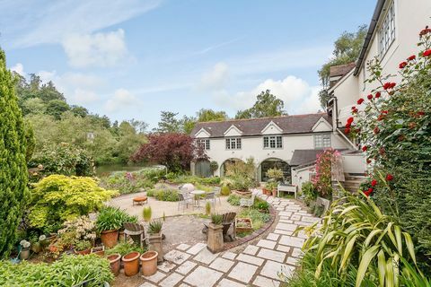 Dinham Weir House - The Linney - Ludlow - jardín del patio - Strutt & Parker