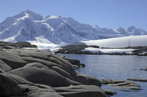 La estación de investigación británica de Port Lockroy