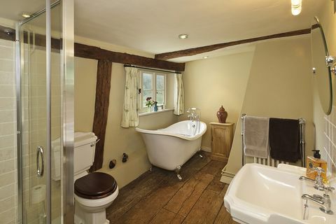 El baño Watermill-Ixworth-Savills