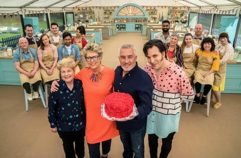 The Great British Bake Off (2018) Especiales de talento: - Presentadores: Noel Fielding, Sandi Toksvig y los jueces Paul Hollywood, Prue Leith con concursantes.