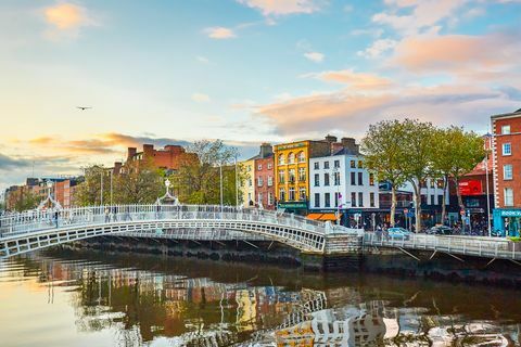 El puente de Ha'penny en Dublín