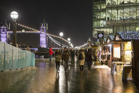 Mercado navideño de London Bridge City