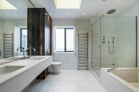 21 Grosvenor Crescent Mews - baño - Hamptons International