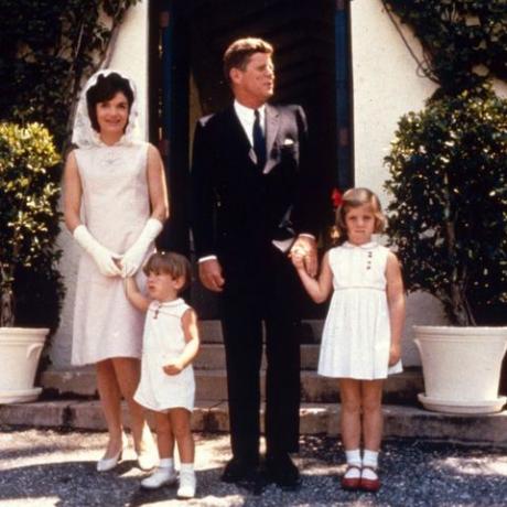 kennedys en la misa de pascua