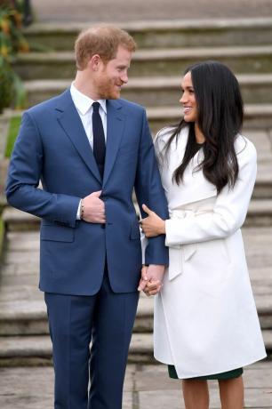 anuncio del compromiso del principe harry con meghan markle