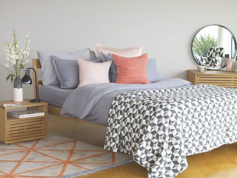 Hábitat - espacio pequeño con interiores de topología - espejo de dormitorio