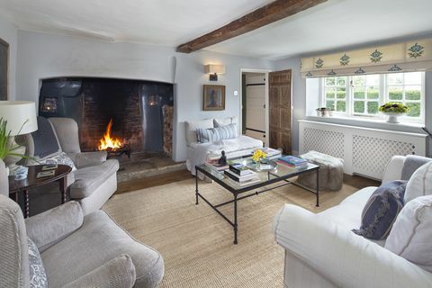 Casa de campo catalogada de grado ii con raras marcas de brujas grabadas en el interior para la venta en Oxfordshire