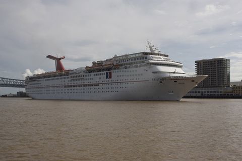 Primera noche de ferry anual en Nueva Orleans