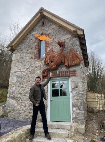 los increíbles espacios de george clarke, canal 4, la casa del dragón en el norte de gales