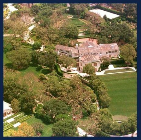 jeff bezos la casa warner estate