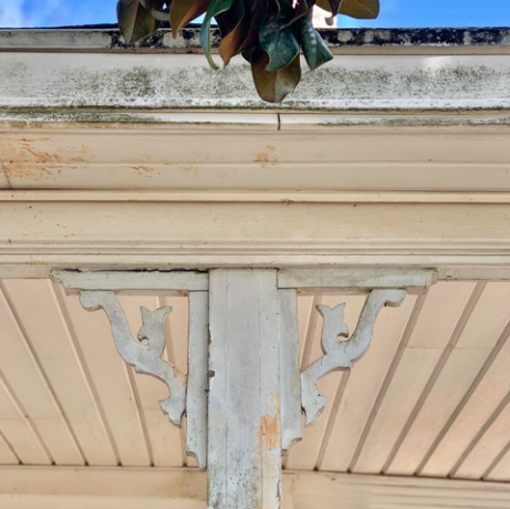 detalle de un soporte de porche