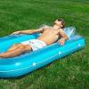 ¿Qué es una tina bronceadora? Estas piscinas inflables son imprescindibles para el verano
