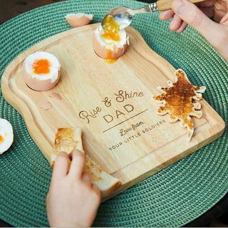 Tabla de Huevos Dippy personalizada 'Rise And Shine'