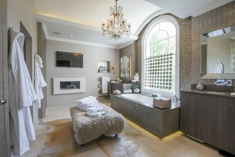 La casa de Rihanna en Londres está a la venta por £ 32 millones