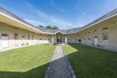 The Old Stables - Langton Long - patio abierto