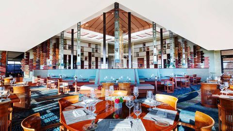 Acuoso, un restaurante inspirado en Frank Lloyd Wright en el Nemacolin Woodlands Resort