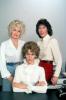 Jane Fonda se burla del cameo de 'Grace and Frankie' de Dolly Parton