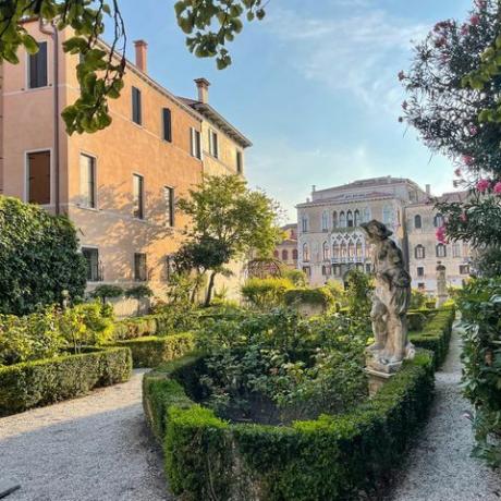 jardines adriáticos de monty don, bbc dos