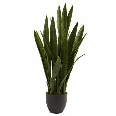 Sansevieria artificial con maceta negra