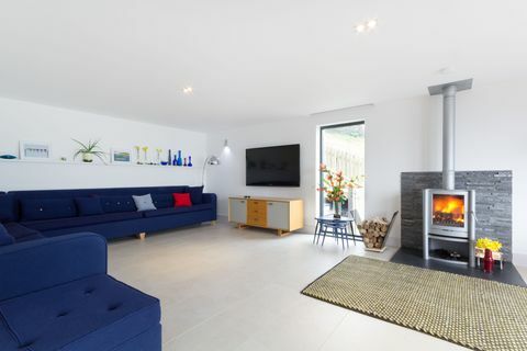 180 grados azul - Cornwall - sala de estar - Savills