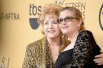 Debbie Reynolds y la familia de Carrie Fisher están planeando un servicio funerario conjunto