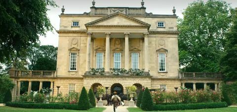 en bridgerton, el exterior de la residencia de lady danbury es interpretado por el museo de arte holburne