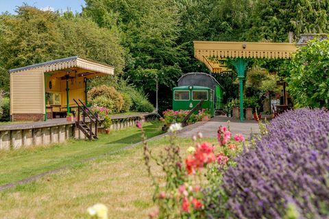 Vagón de tren victoriano convertido con Mulberry Cottages