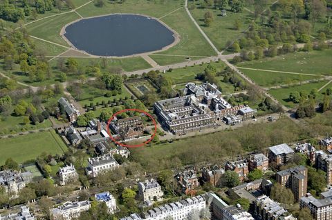 Exterior del edificio y el palacio y jardín de Kensington, vista aérea