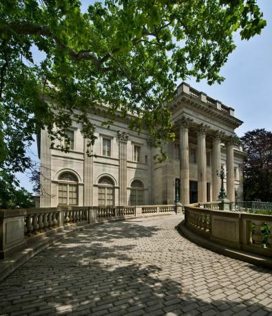 casa de mármol newport rhode island