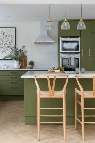 cambio de imagen de cocina verde preloved en st albans